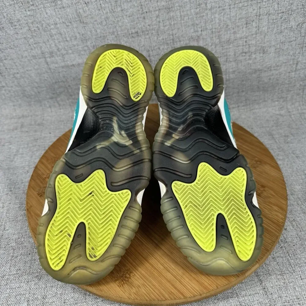 Nike Air Jordan 11 Retro Low Aqua Safari GS Size 6.5 Y Sneakers Shoes